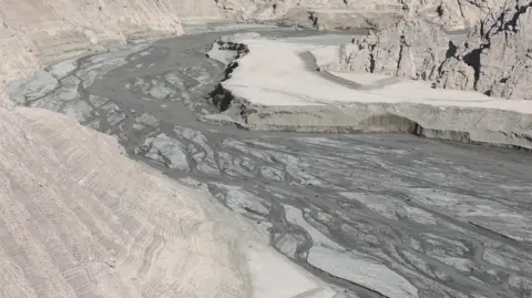 Iran Initiates Cloud Seeding Operations Amid Severe Drought Crisis