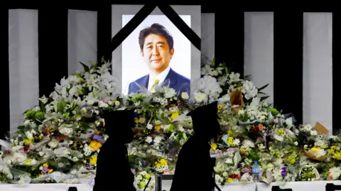 Tetsuya Yamagami Pleads Guilty to Assassinating Former PM Shinzo Abe