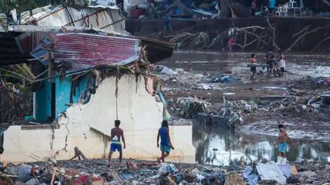 Tragic Toll: Typhoon Kalmaegi Claims Over 114 Lives in the Philippines