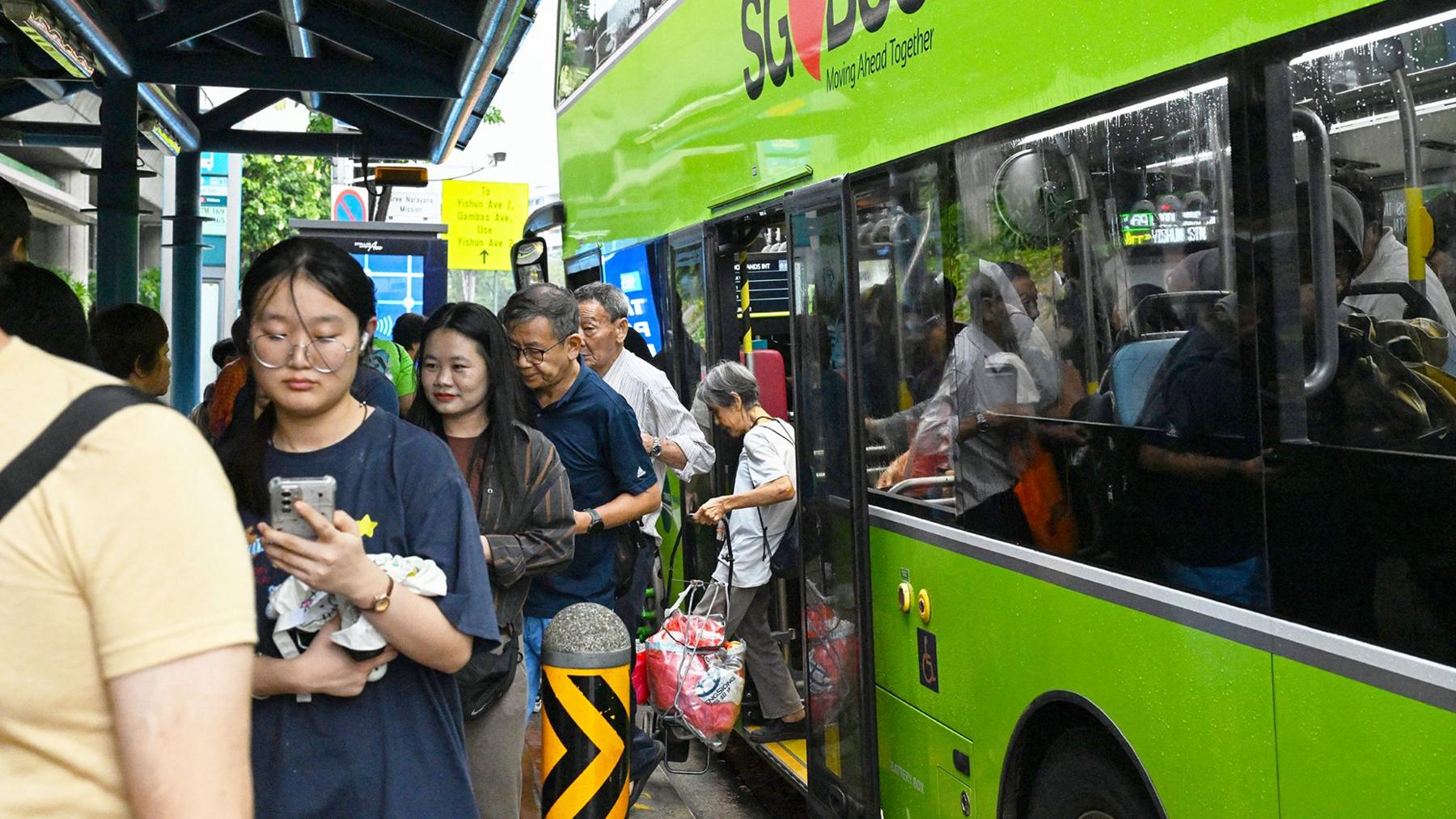 Singapore’s New Bus Rules: Pay $500 for Loud Music, $5,000 for Serious Offences