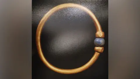 Egypt Searches for Missing Ancient Gold Bracelet from Cairo Museum