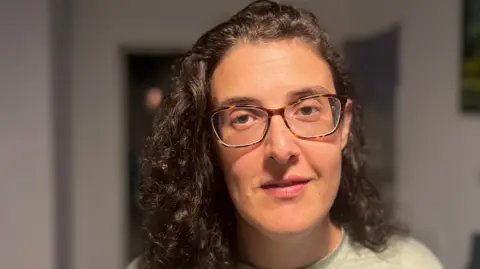 Surviving Torture: Elizabeth Tsurkov's Harrowing Experience in Iraq