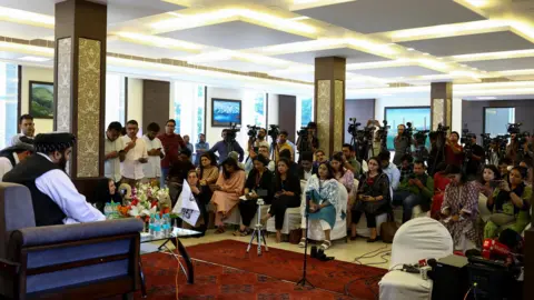 Taliban Minister's Press Conference: A Shift in Gender Dynamics?