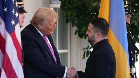Zelensky's Meeting with Trump Falls Short on Tomahawk Missiles