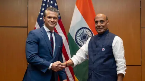 Ten-Year Defence Agreement Signed Between India and US Amid Trade Tensions