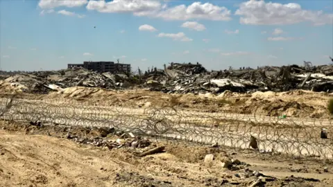 Defiance Amid Destruction: Gaza City Residents Resist Evacuation Orders