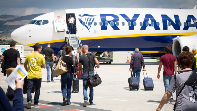 Ryanair profits snap 34% in Q2 amid Iran war and soaring jet‑fuel costs