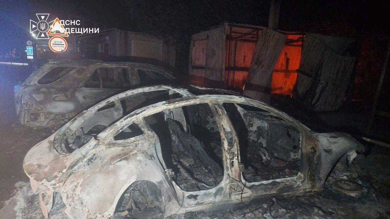 Two people killed as Russian drones hit Moldovan‑Ukrainian border crossing