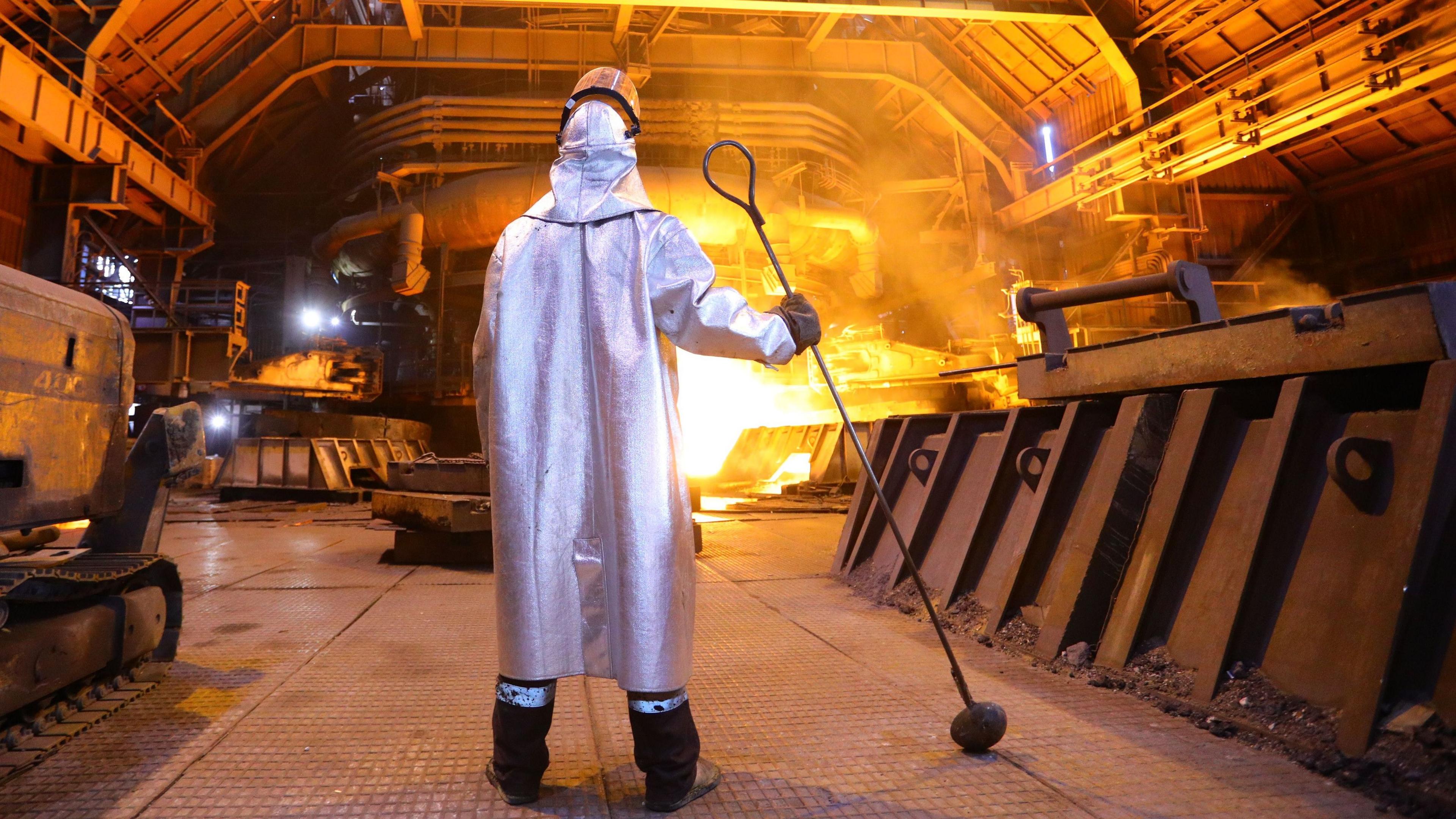 Zaporizhzhia’s Steel Giant Crippled After Four Waves of Russian Missile Strikes