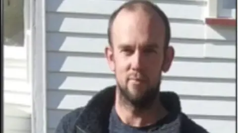 Tragic End: New Zealand Father Shot by Police After Years on the Run with His Children