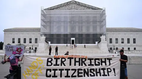 Supreme Court to Examine Birthright Citizenship Amendment - A Historic Legal Challenge