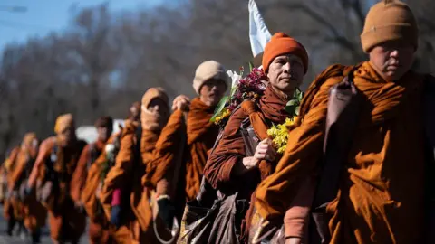 Buddhist Monks Complete 108-Day 'Walk for Peace' in Washington, D.C.