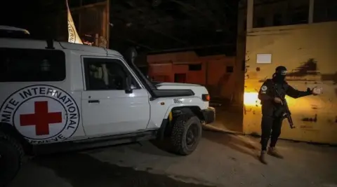 Hamas Returns Bodies of Two Hostages Amid Recovery Challenges