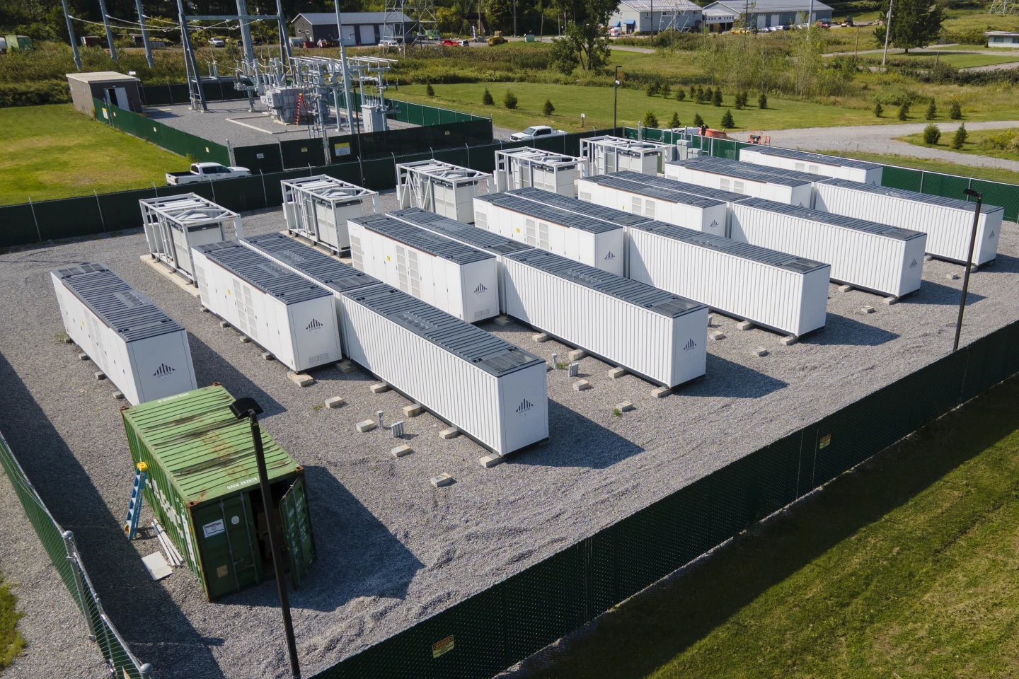 Rising Concerns Over Lithium-Ion Battery Storage Amid Expansion Efforts in the U.S.