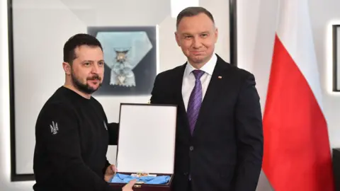Zelensky Returns Poland’s Highest Honour After Award Stripped