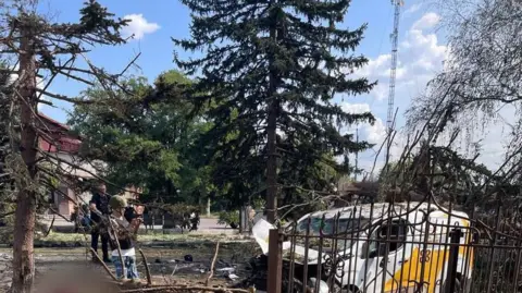 Tragic Airstrike in Eastern Ukraine Leaves 24 Dead