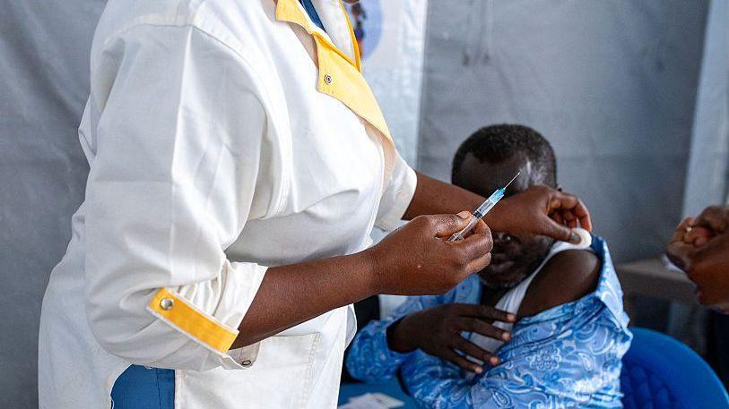 Ebola response comes under fire: nurse killed in DR Congo attack