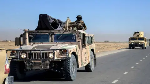 Taliban Claims Retaliatory Strikes Against Pakistani Forces, Escalating Border Tensions