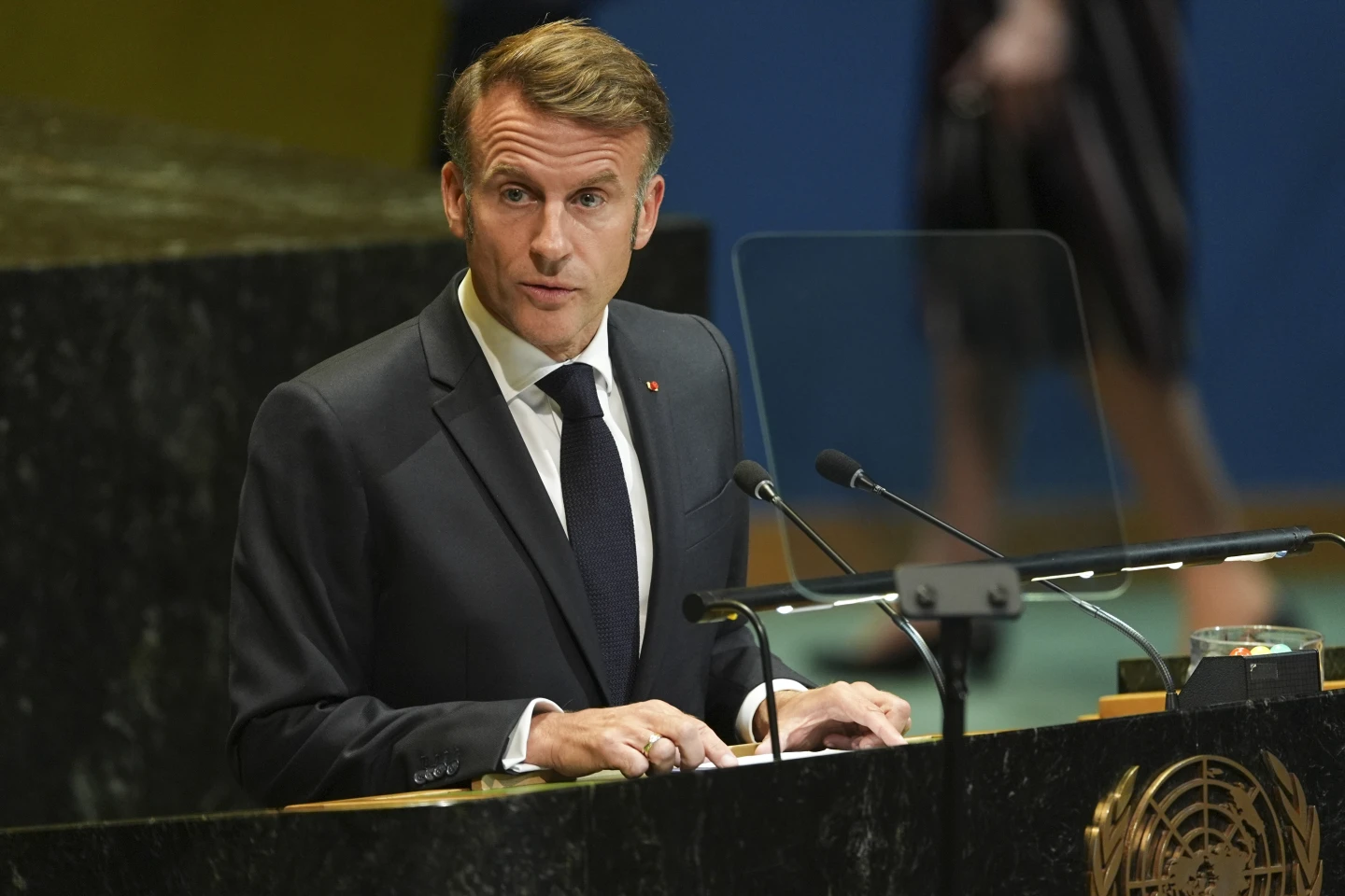 Macron Calls Trump From the Street During UN Assembly