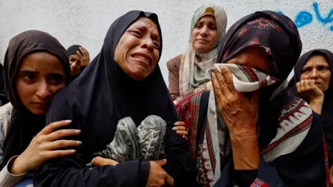 UN Commission Accuses Israel of Genocide Against Palestinians in Gaza