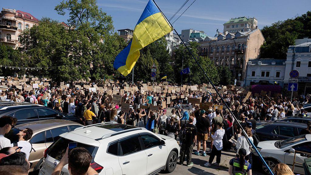 Ukraine Mass Protests Over Zelensky’s Sudden Dismissal of Defence Minister