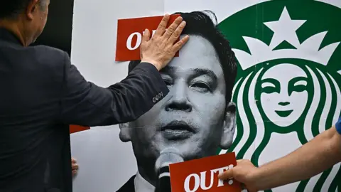 Starbucks Korea Shuts Stores for History Lesson After ‘Tank Day’ Controversy