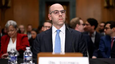 Senate Approves Miran to Fed Board as Key Interest Rate Decision Approaches