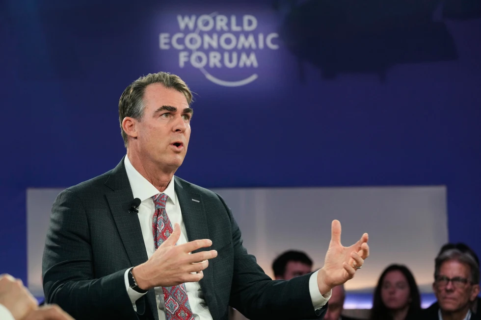 Republicans Voice Concerns Over Federal Immigration Tactics Following Minneapolis Shooting