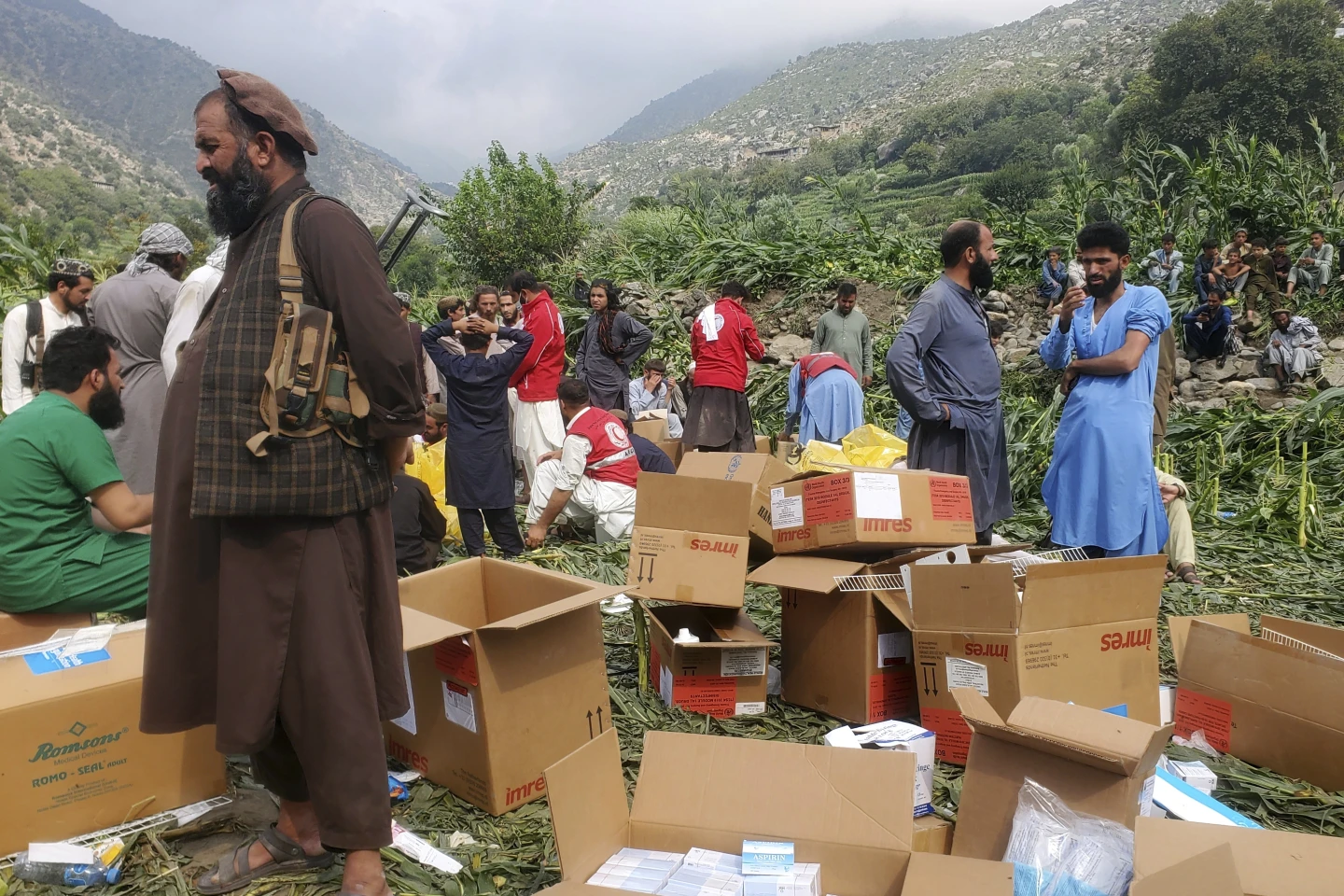 Catastrophic Earthquake Hits Eastern Afghanistan, Claiming Over 800 Lives