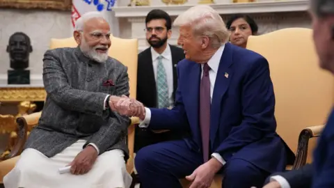 India's Exports to the US Drop by 20% Amid Trump's Tariffs