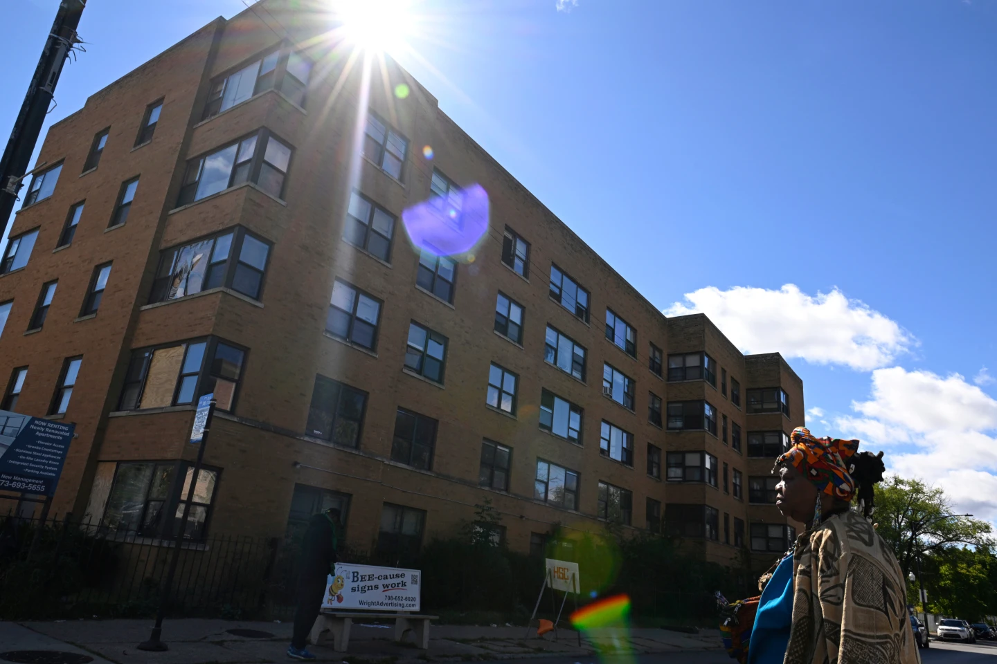 Dramatic Immigration Raids Shock Residents in Chicago's South Shore