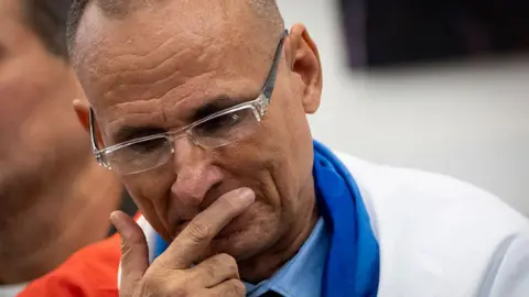 Cuban Dissident José Daniel Ferrer Emigrates to the U.S. After Release from Prison