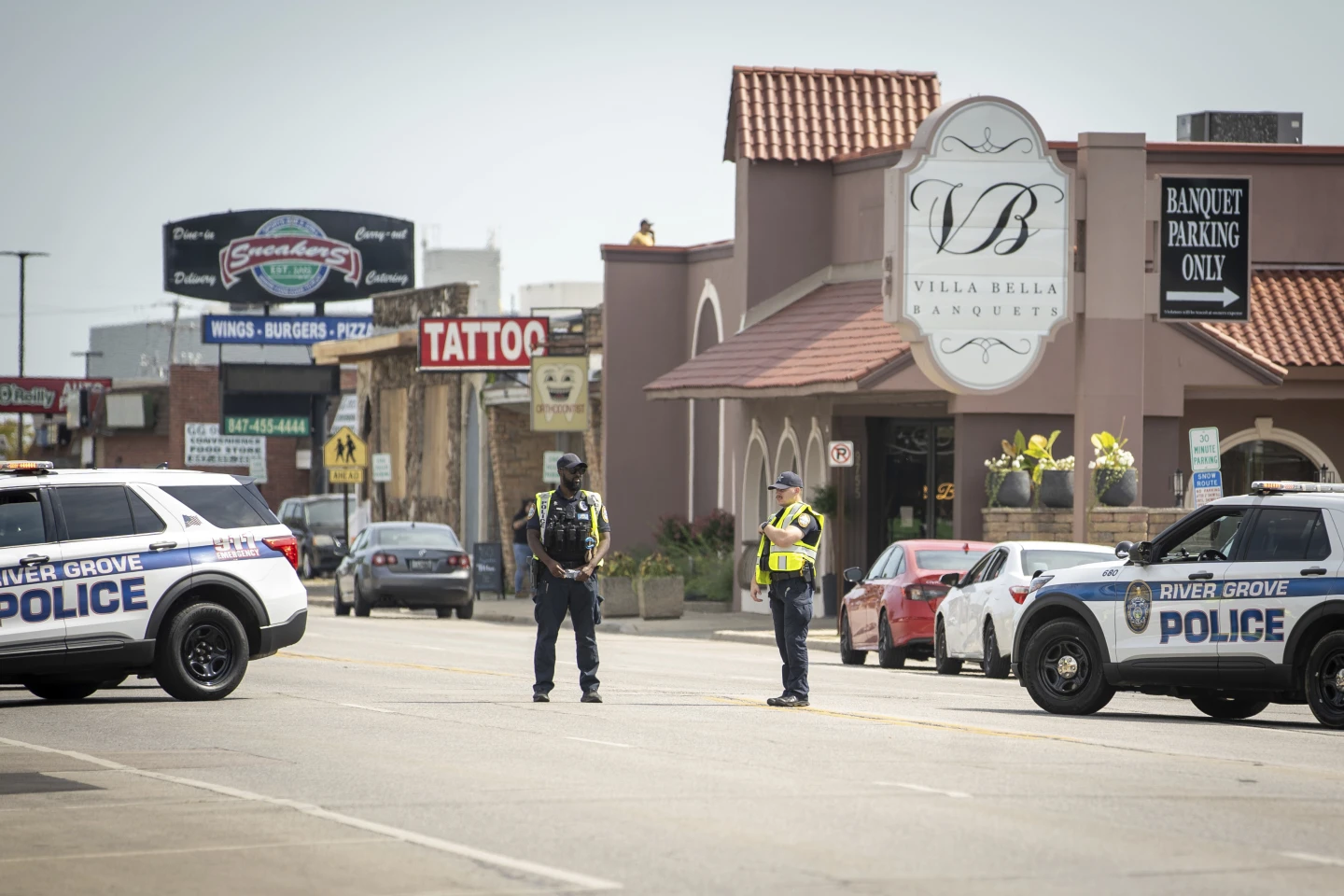 Tensions Rise Over ICE Operations in Chicago Amid Fatal Shooting