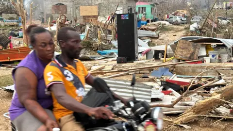 Devastation in Jamaica: Aid Struggles Amid Hurricane Melissa's Aftermath