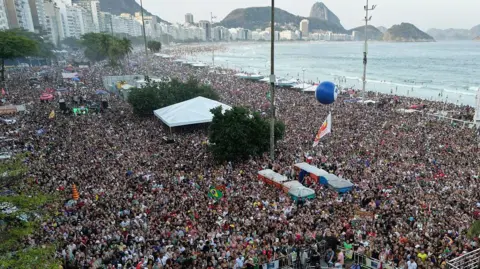 Massive Protests Erupt in Brazil Against Amnesty for Bolsonaro