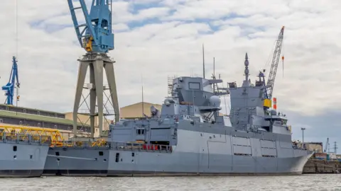 Two Arrested for Attempted Sabotage of German Naval Vessels in Hamburg