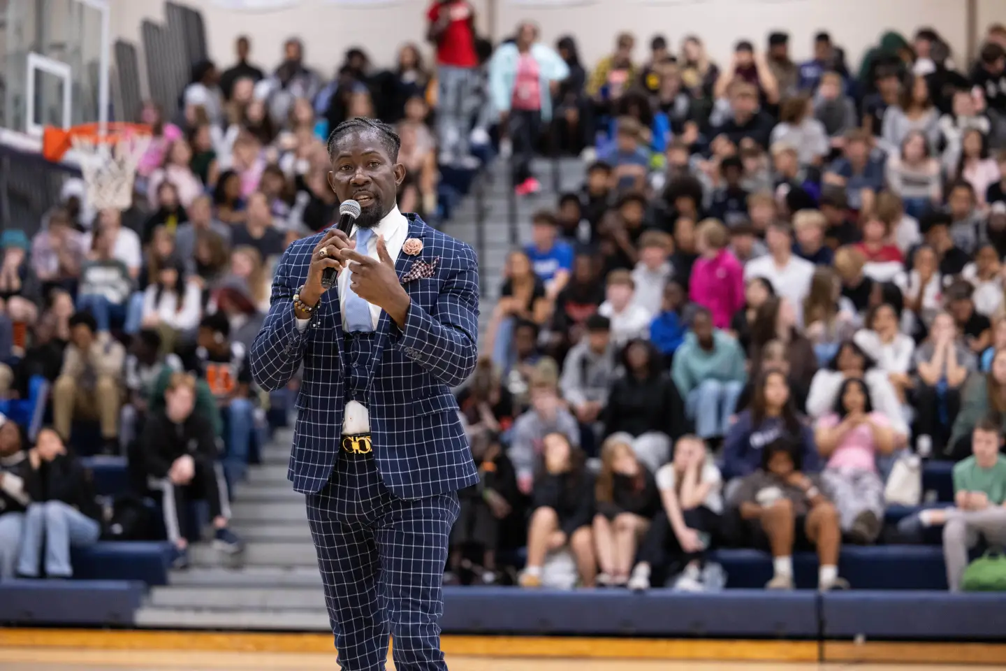Des Moines Superintendent Ian Roberts Faces Scrutiny Over Conflict of Interest