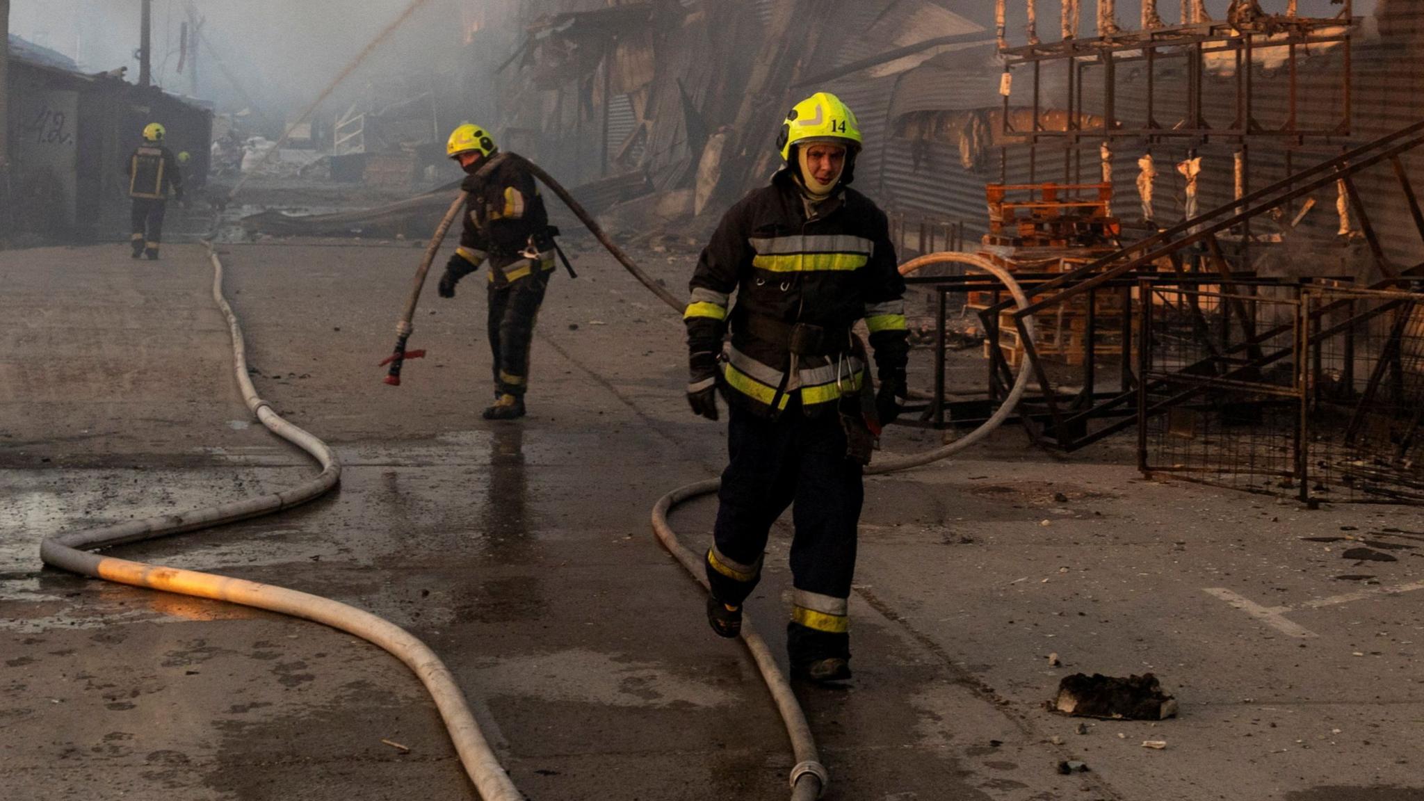 Zelensky Calls Russian Night‑time Offensives "Vile" as 15 Killed Across Ukraine