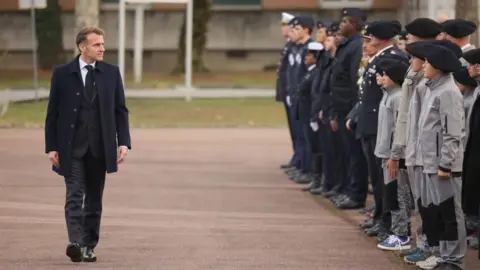 France Revives Military Service with 3,000 Volunteer Positions in 2025