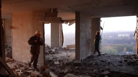 Deadly Drone Strike in Kyiv: Six Dead and Numerous Injured