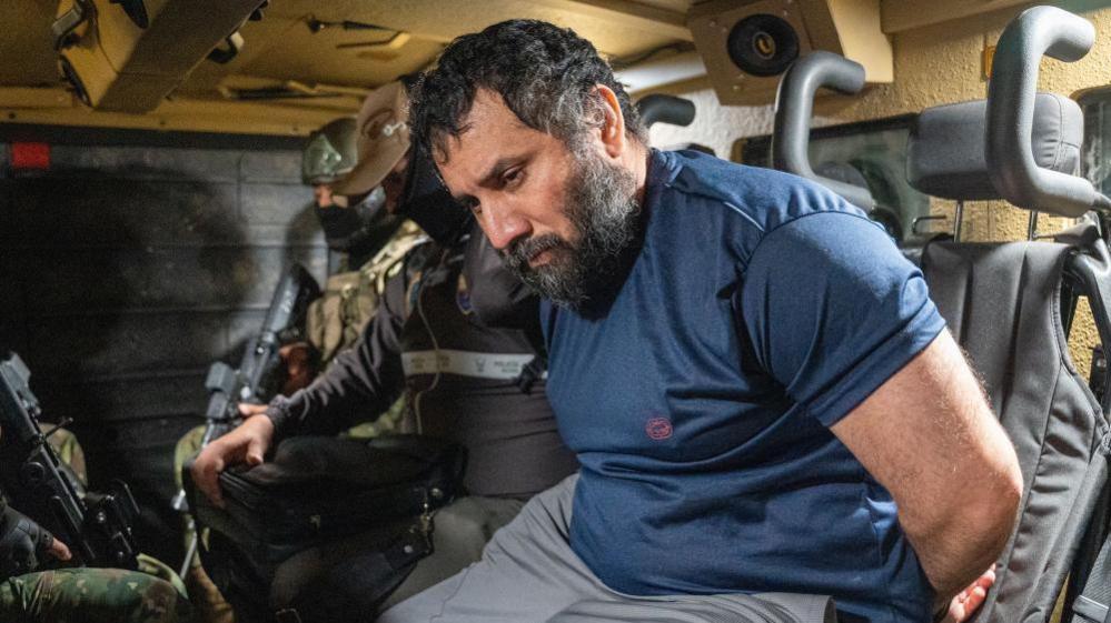 Men Disguised as Police Kill Ecuadorian Drug‑Lord's Brother
