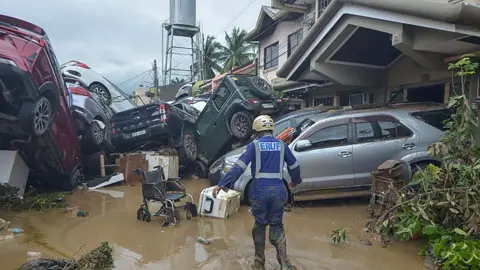 Typhoon Kalmaegi Leaves a Trail of Destruction in the Philippines