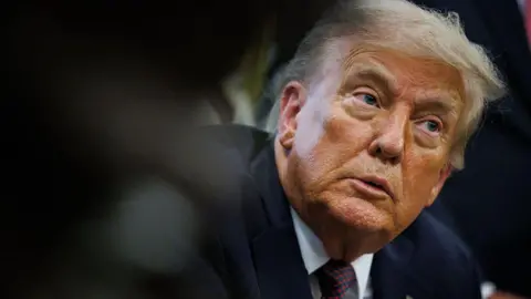 TikTok Deal Finalized: Trump Confirms Continuation of Operations in the US