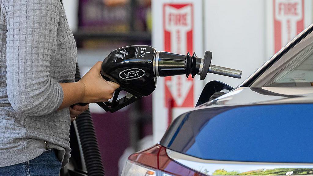 Oil Prices Touch $100 for First Time Since May Amid Middle East Tensions