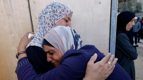 Escalation in Gaza Challenges Fragile Israel-Hamas Truce