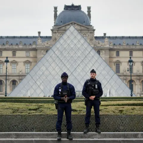 French Police Race Against Time to Recover Stolen Crown Jewels from Louvre Heist
