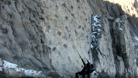 Exciting Discovery: Thousands of Dinosaur Footprints Discovered in Northern Italy