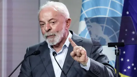 Lula Urges Action Against Climate Denial at UN Climate Talks