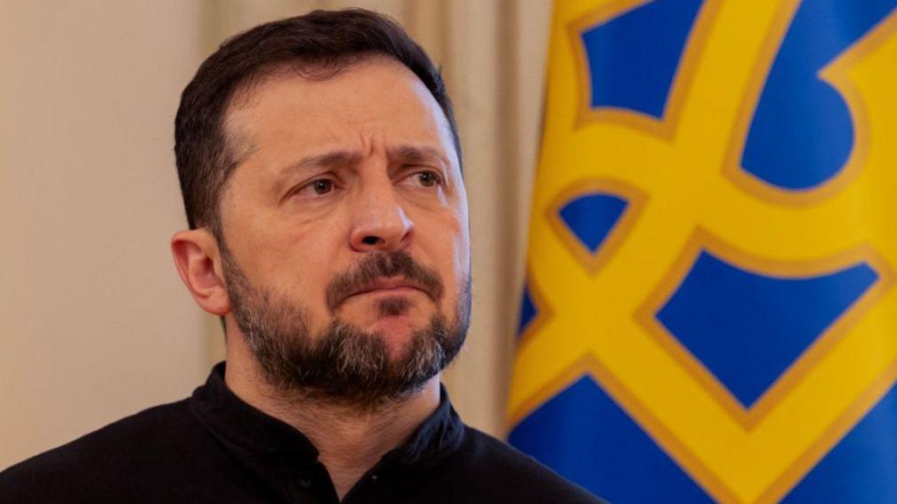 Ukrainian President Warns Airlines to Exit Russian Airspace Amid Drone Escalation