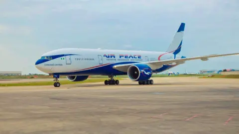 Pilot and Co-Pilot Test Positive for Alcohol Following Runway Incident in Nigeria